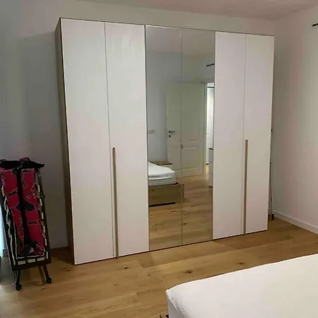 Venere Smeralda Living *